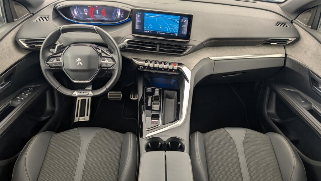 PEUGEOT 5008 Hybrid 136 e-DCS6 GT - ref: 1-358254 - Photo 13