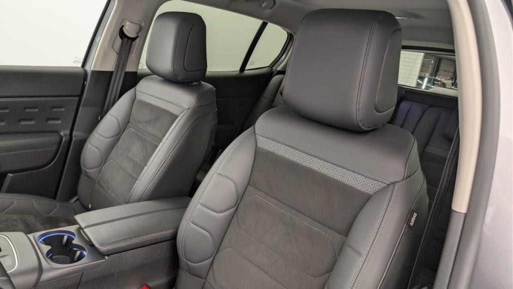 CITROEN C5 Aircross Hybride Rechargeable 225 e-EAT8 Shine - ref: 1-358260 - Photo 15