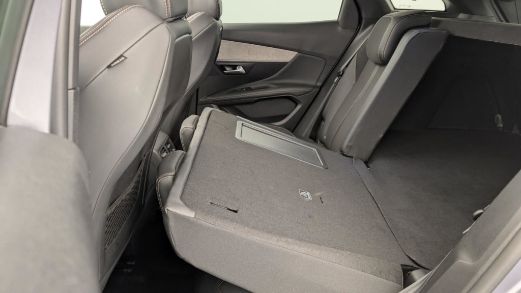 PEUGEOT 3008 Hybrid4 300 e-EAT8 GT - ref: 1-358344 - Photo 12