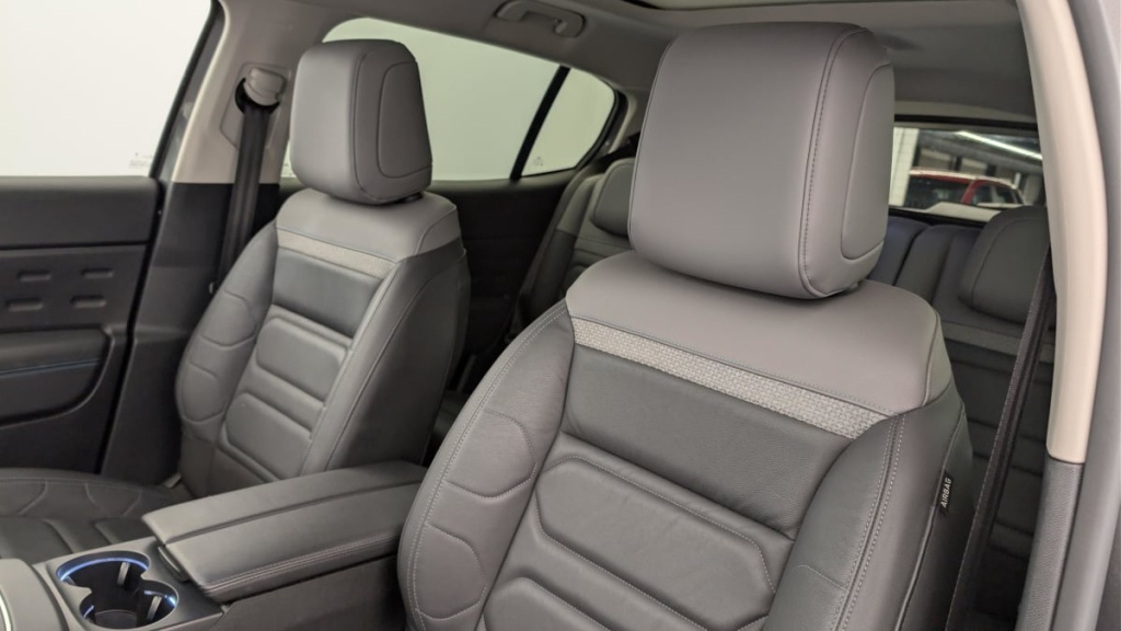 CITROEN C5 Aircross HYBRIDE RECHARGEABLE 225 E-EAT8 SHINE PACK - ref: 1-358345 - Photo 16