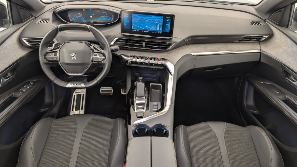 PEUGEOT 3008 Hybrid4 300 e-EAT8 GT - ref: 1-358355 - Photo 12