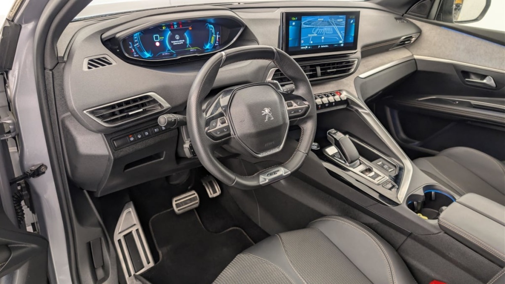 PEUGEOT 3008 Hybrid4 300 e-EAT8 GT - ref: 1-358357 - Photo 15