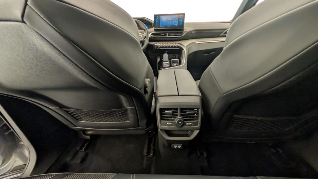 PEUGEOT 3008 Hybrid 225 e-EAT8 GT - ref: 1-358377 - Photo 16