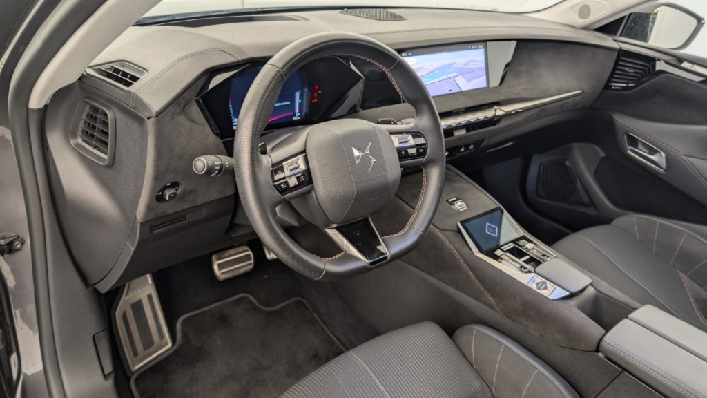 DS DS4 PureTech 130 EAT8 Performance Line+ - ref: 1-358548 - Photo 15