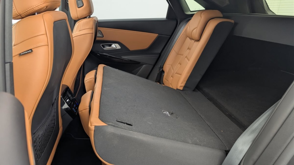 DS DS7 Crossback Hybride E-Tense 300 EAT8 4x4 Rivoli - ref: 1-358551 - Photo 12