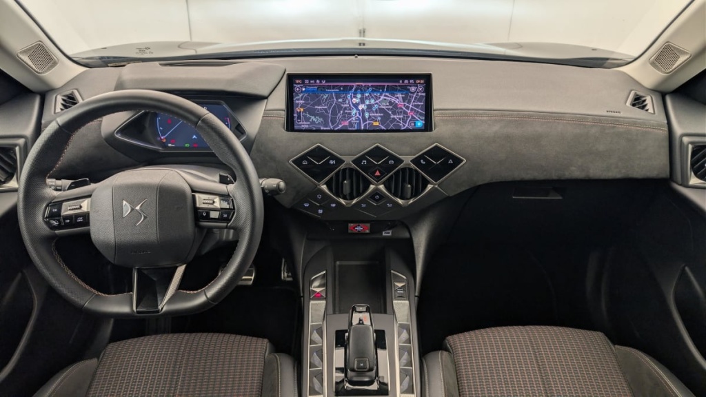 DS DS3 Puretech 130 EAT 8 Performance Line + - ref: 1-358613 - Photo 13