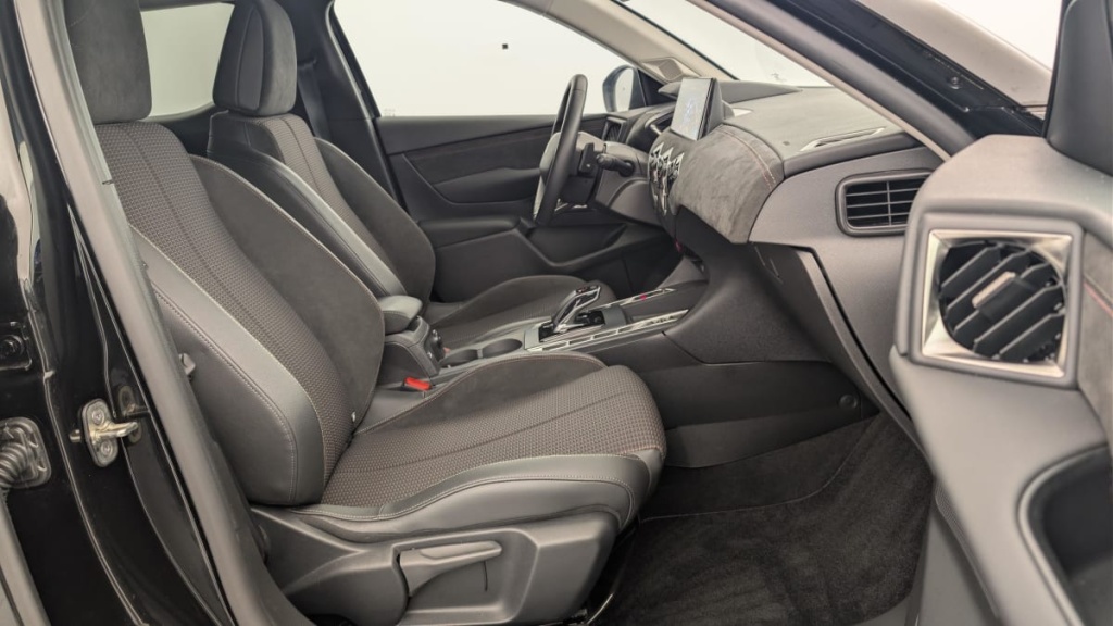 DS DS3 Puretech 130 EAT 8 Performance Line + - ref: 1-358613 - Photo 9