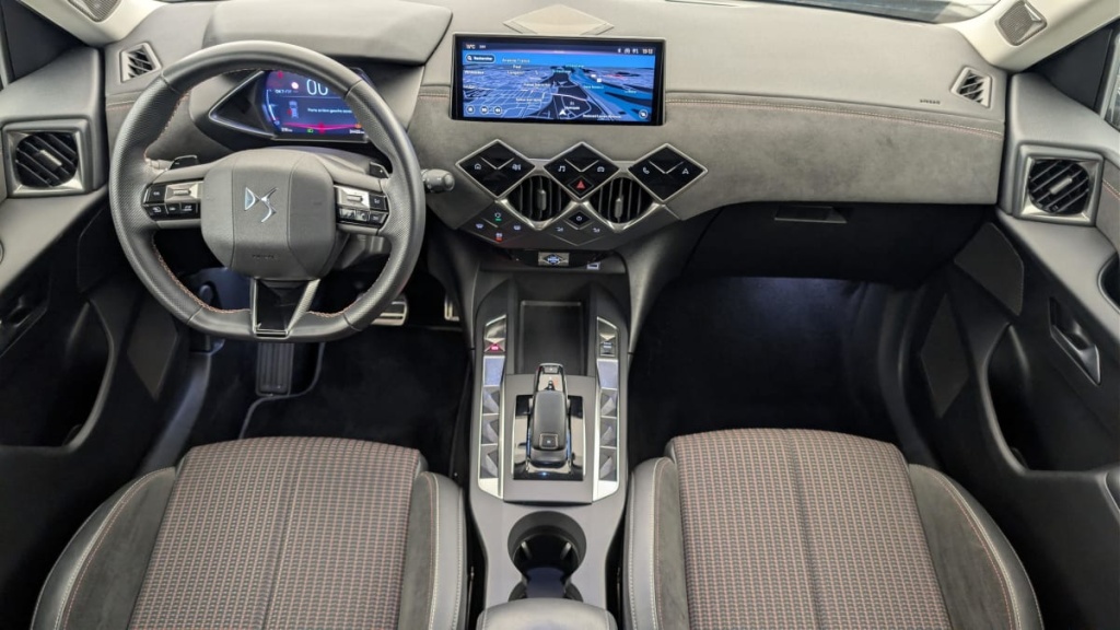 DS DS3 Puretech 130 EAT 8 Performance Line + - ref: 1-358672 - Photo 13