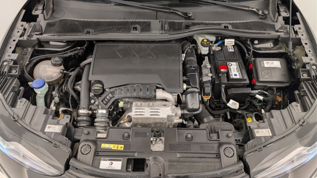 DS DS3 Puretech 130 EAT 8 Performance Line + - ref: 1-358672 - Photo 20