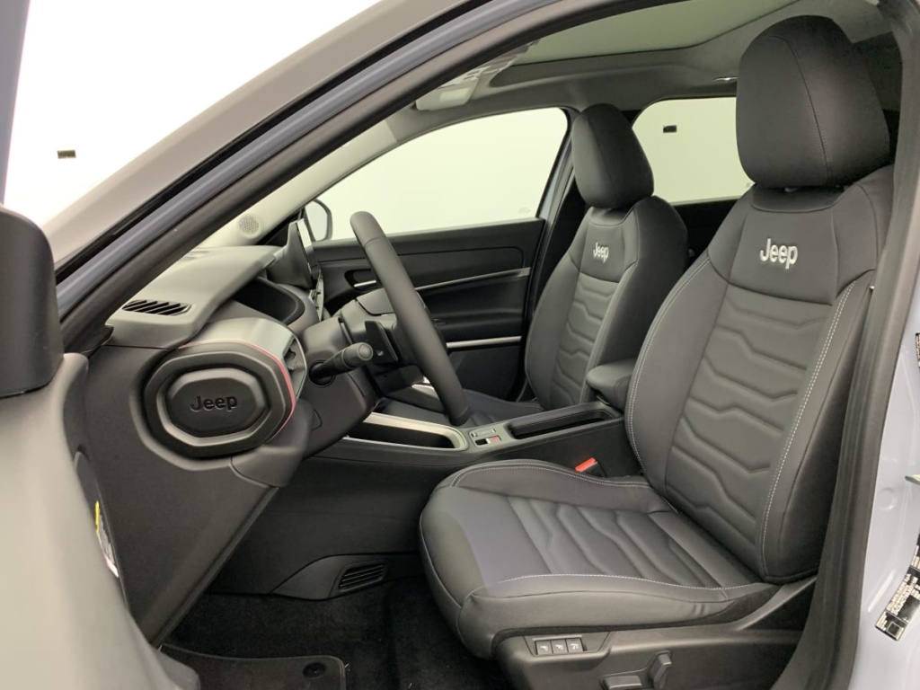 JEEP Avenger 1.2 Turbo T3 110 ch e-Hybrid BVR6 Summit - ref: 1-358778 - Photo 16