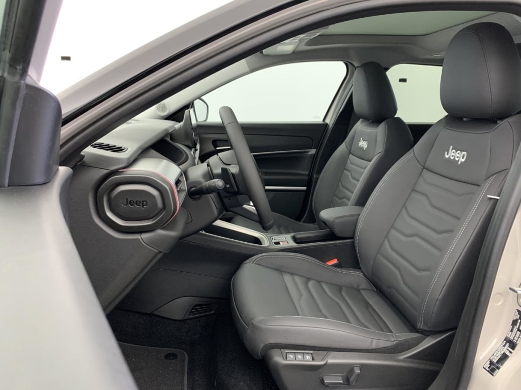 JEEP Avenger 1.2 Turbo T3 110 ch e-Hybrid BVR6 Summit - ref: 1-358785 - Photo 16