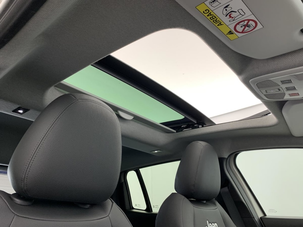 JEEP Avenger 1.2 Turbo T3 110 ch e-Hybrid BVR6 Summit - ref: 1-358785 - Photo 20