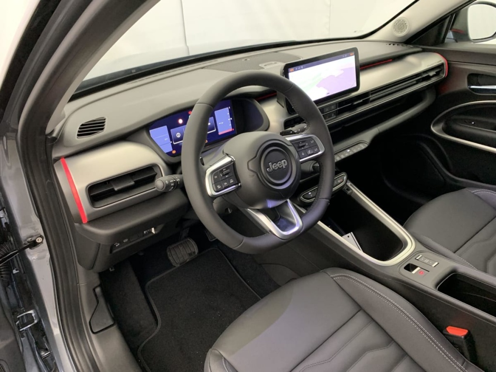 JEEP Avenger 1.2 Turbo T3 110 ch e-Hybrid BVR6 Summit - ref: 1-358788 - Photo 15
