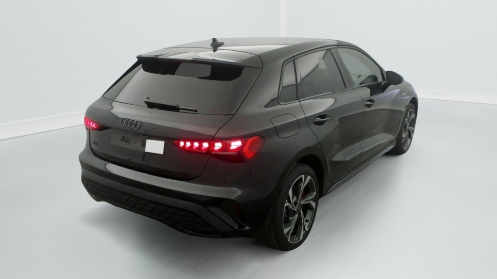 AUDI A3 Sportback 45 TFSI E HYBRIDE RECHARGEABLE 272 S TRONIC 6 S LINE - ref: 1-358898 - Photo 7