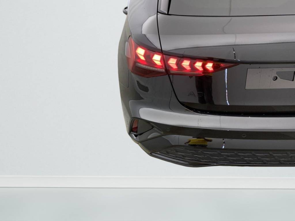 AUDI A3 Sportback 45 TFSI E HYBRIDE RECHARGEABLE 272 S TRONIC 6 S LINE - ref: 1-358898 - Photo 9