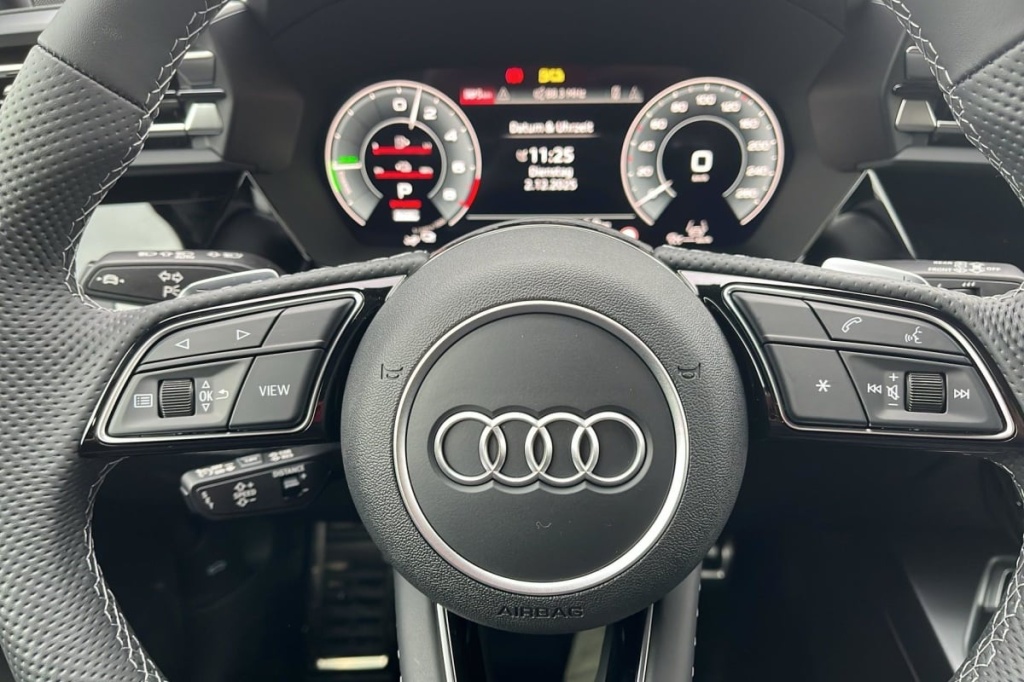 AUDI A3 Sportback 45 TFSI E HYBRIDE RECHARGEABLE 272 S TRONIC 6 S LINE - ref: 1-358904 - Photo 15