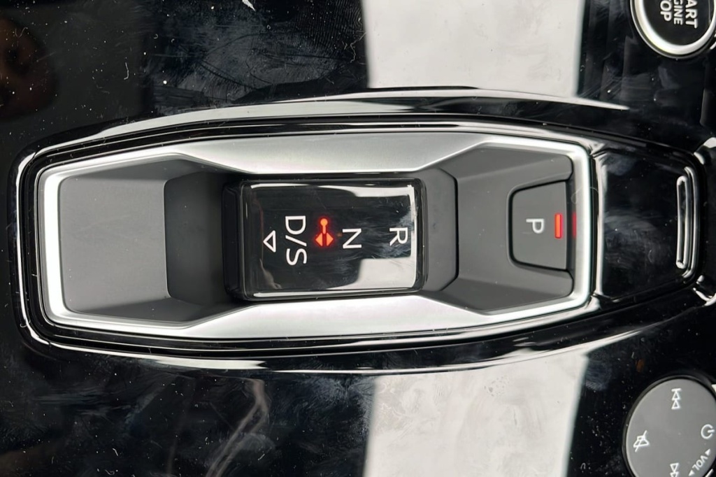 AUDI A3 Sportback 45 TFSI E HYBRIDE RECHARGEABLE 272 S TRONIC 6 S LINE - ref: 1-358906 - Photo 16