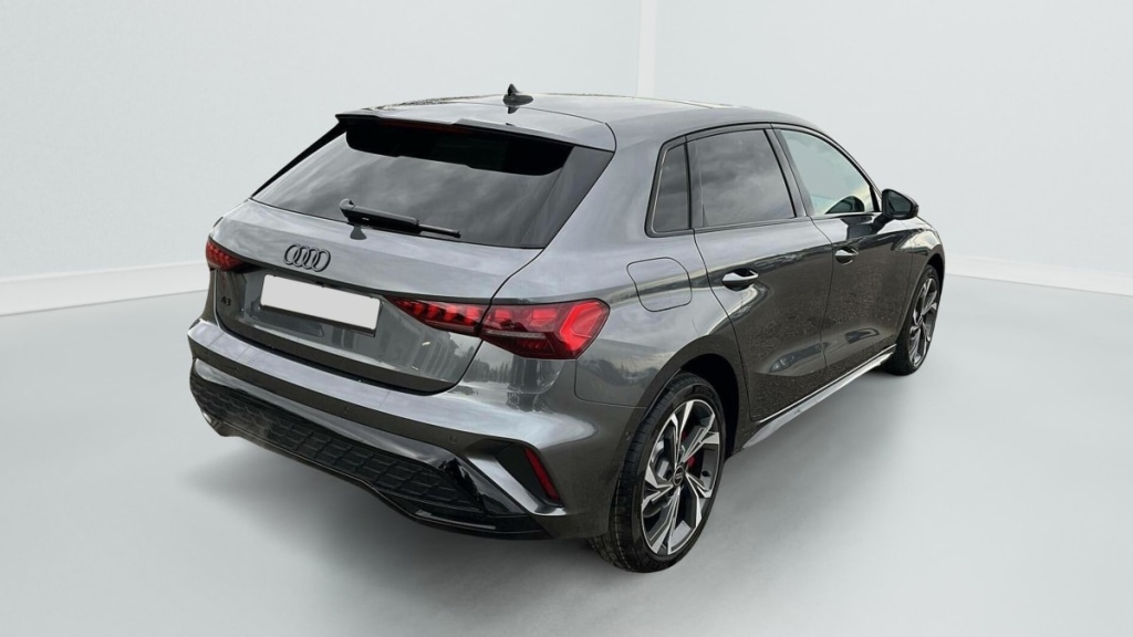 AUDI A3 Sportback 45 TFSI E HYBRIDE RECHARGEABLE 272 S TRONIC 6 S LINE - ref: 1-358909 - Photo 7