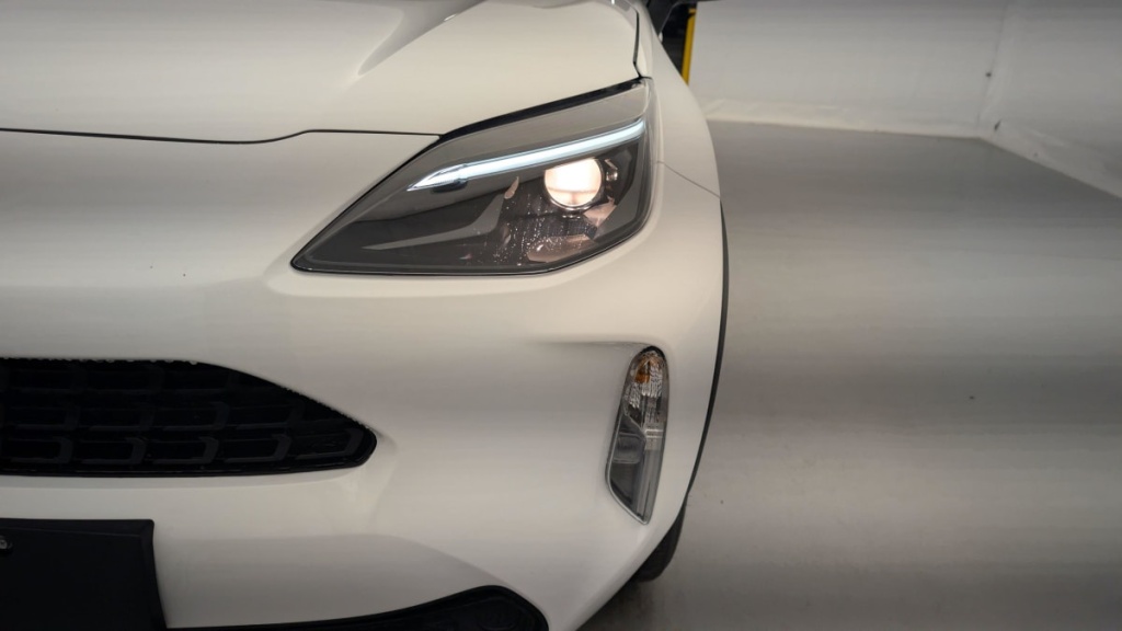 TOYOTA Yaris Cross 116h 2WD Dynamic - ref: 1-359205 - Photo 20