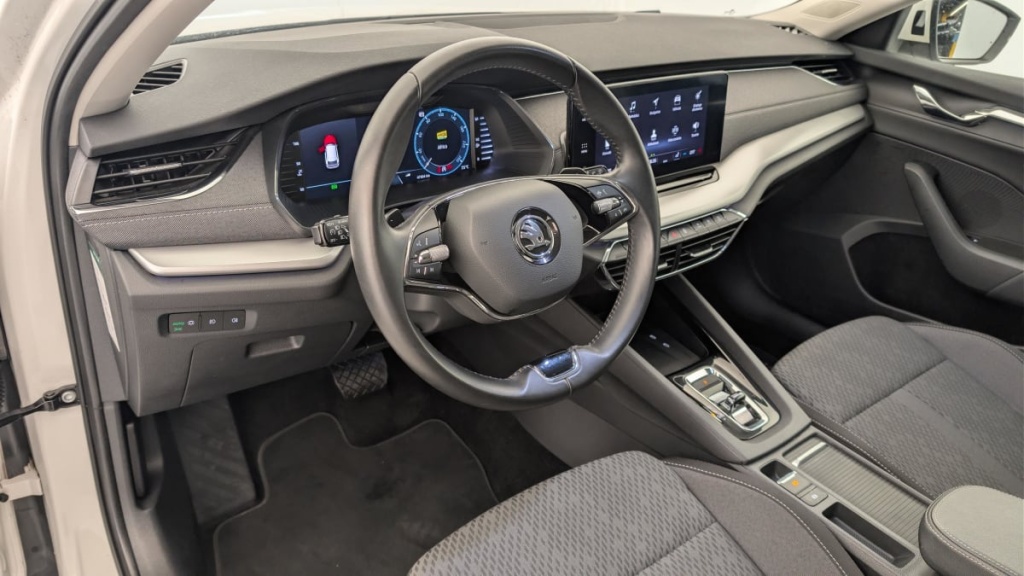 SKODA Octavia Combi 2.0 TDI 150 ch DSG7 Ambition - ref: 1-359262 - Photo 15