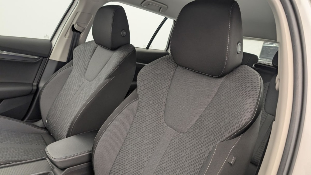 SKODA Octavia Combi 2.0 TDI 150 ch DSG7 Ambition - ref: 1-359262 - Photo 16