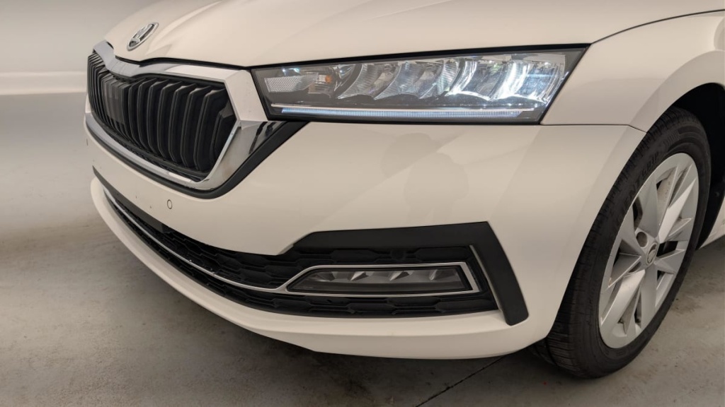 SKODA Octavia Combi 2.0 TDI 150 ch DSG7 Ambition - ref: 1-359262 - Photo 20