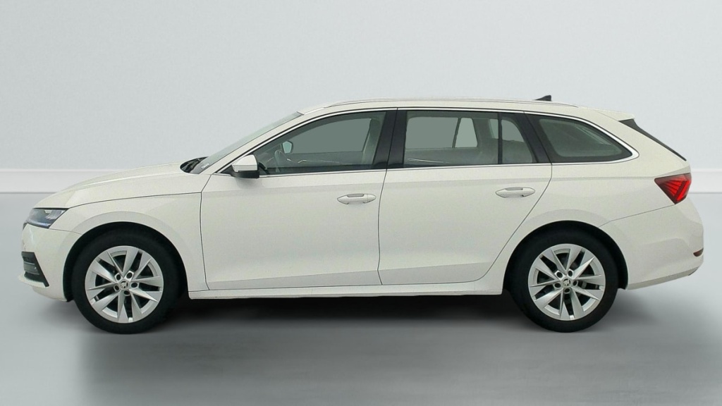 SKODA Octavia Combi 2.0 TDI 150 ch DSG7 Ambition - ref: 1-359262 - Photo 4