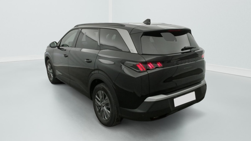 PEUGEOT 5008 Hybrid 145 e-DCS6 Allure - ref: 1-359457 - Photo 5