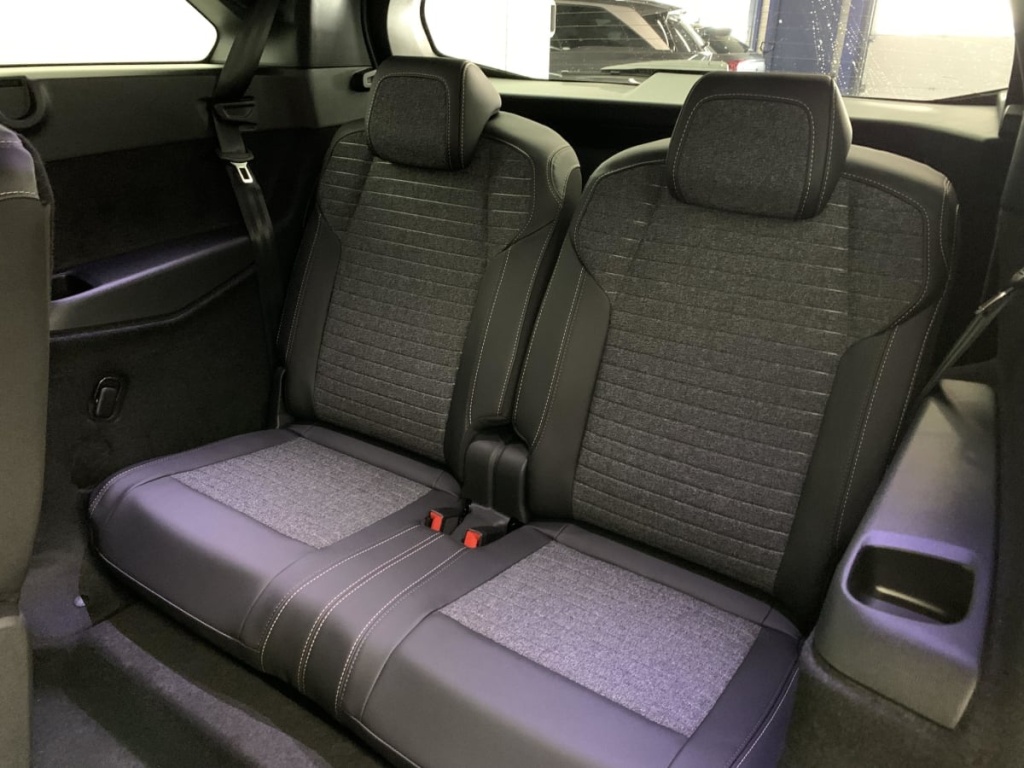 PEUGEOT 5008 Hybrid 145 e-DCS6 Allure - ref: 1-359463 - Photo 20