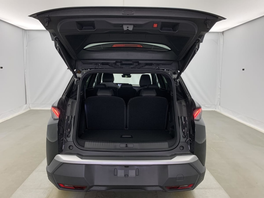 PEUGEOT 5008 Hybrid 145 e-DCS6 GT - ref: 1-359475 - Photo 12