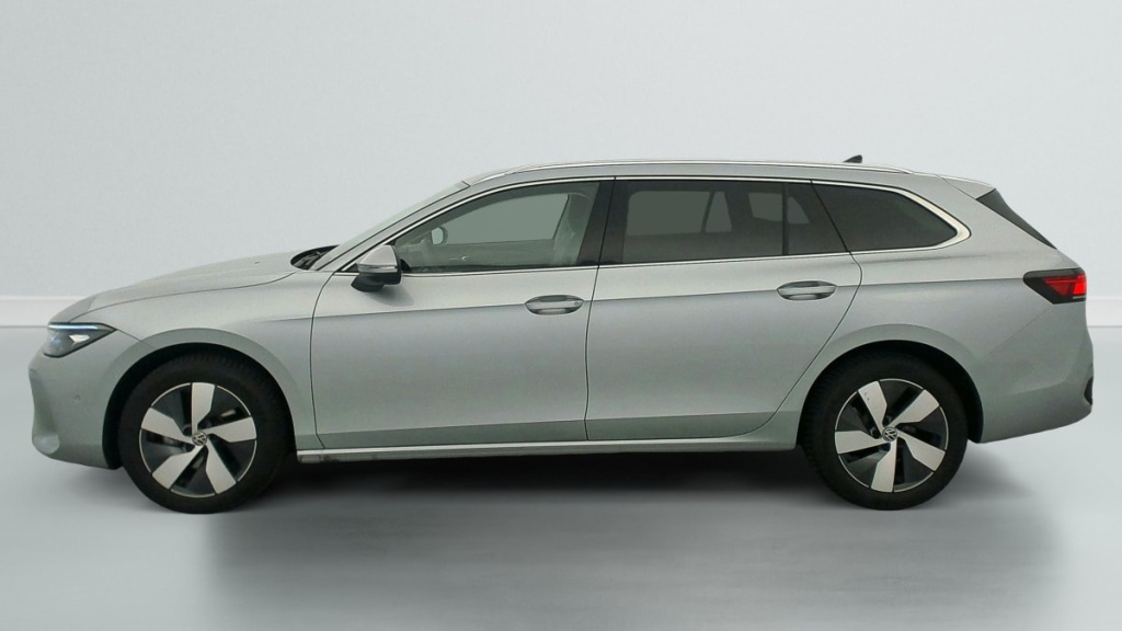 VOLKSWAGEN Passat SW 1.5 ETSI OPF 150 DSG7 LIFE PLUS - ref: 1-359489 - Photo 4