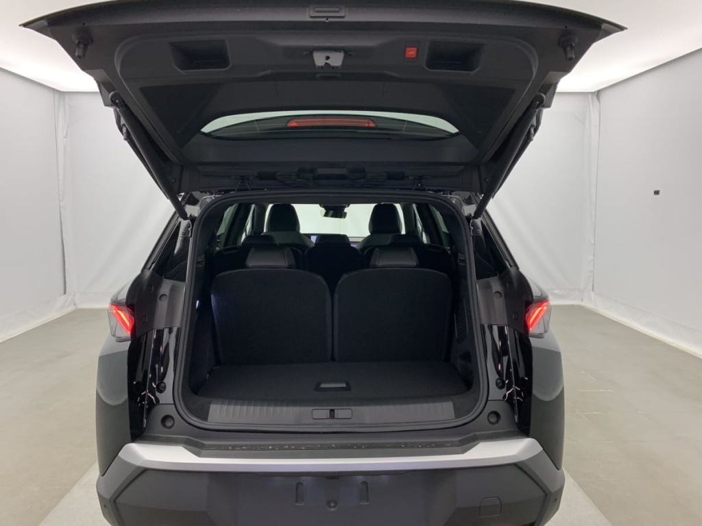 PEUGEOT 5008 Hybrid 145 e-DCS6 GT - ref: 1-359493 - Photo 12