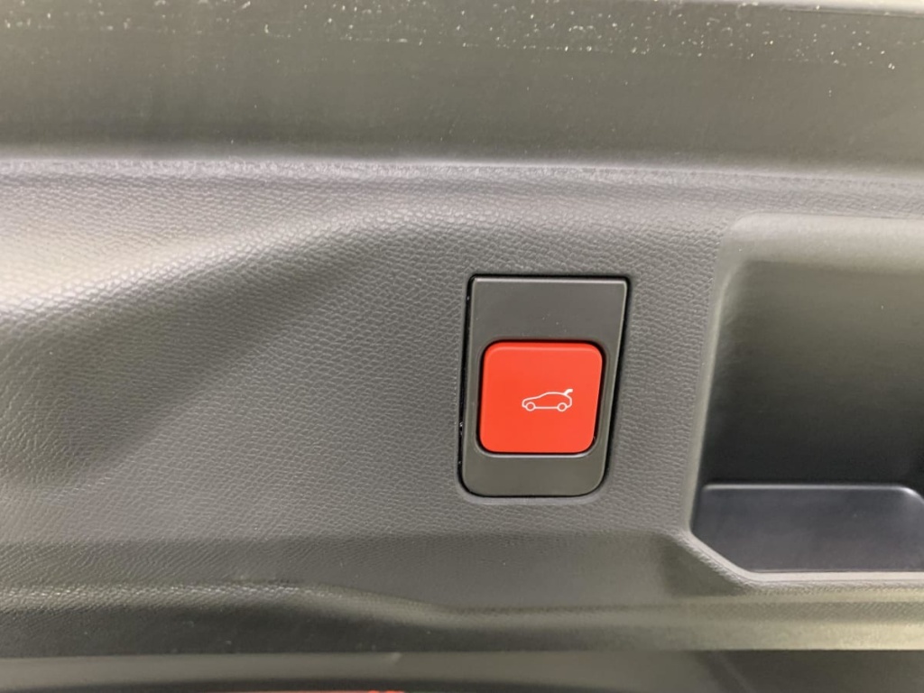 PEUGEOT 5008 Hybrid 145 e-DCS6 GT - ref: 1-359495 - Photo 13