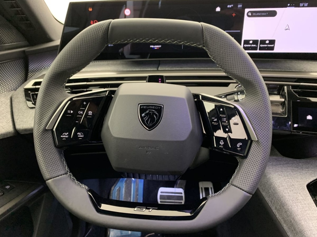 PEUGEOT 5008 Hybrid 145 e-DCS6 GT - ref: 1-359495 - Photo 16