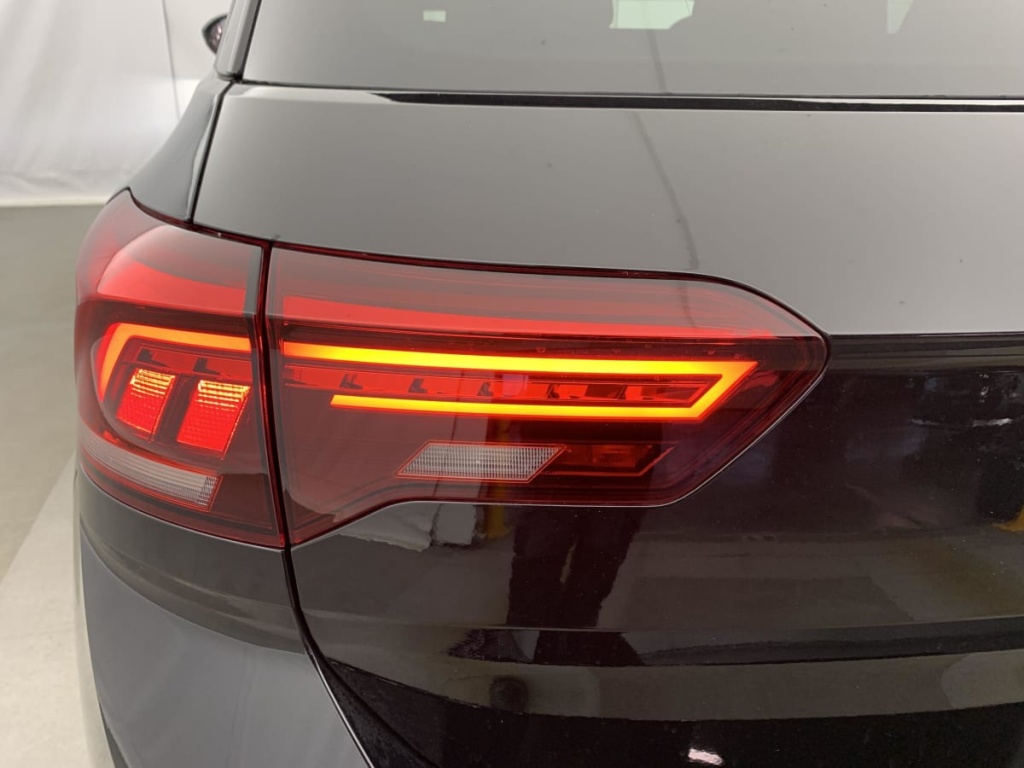 VOLKSWAGEN T-Roc 2.0 TDI 150 Start Stop DSG7 R-Line Edition - ref: 1-359584 - Photo 10