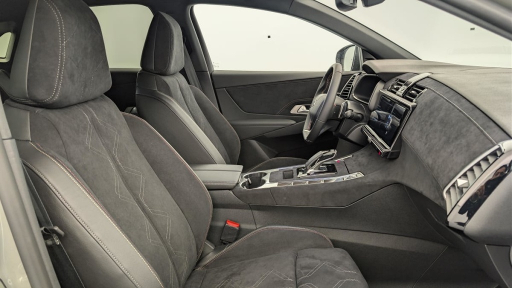 DS DS7 BlueHDi 130 EAT8 Pallas - ref: 1-359676 - Photo 9