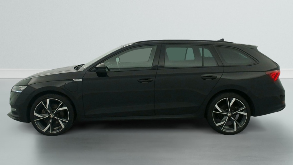 SKODA Octavia Combi 1.4 TSI PHEV iV 204 ch DSG6e Sportline - ref: 1-360510 - Photo 4