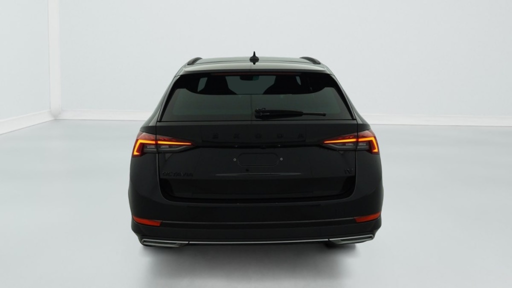 SKODA Octavia Combi 1.4 TSI PHEV iV 204 ch DSG6e Sportline - ref: 1-360510 - Photo 6