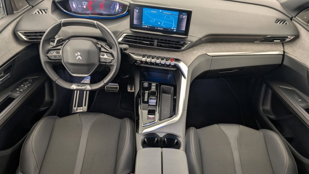 PEUGEOT 5008 Hybrid 136 e-DCS6 GT - ref: 1-360679 - Photo 13