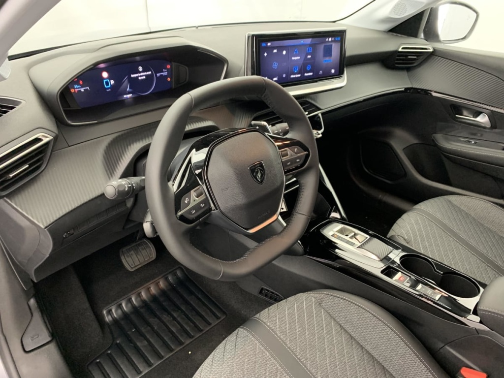 PEUGEOT 208 Hybrid 110 e-DCS6 Allure - ref: 1-360701 - Photo 15