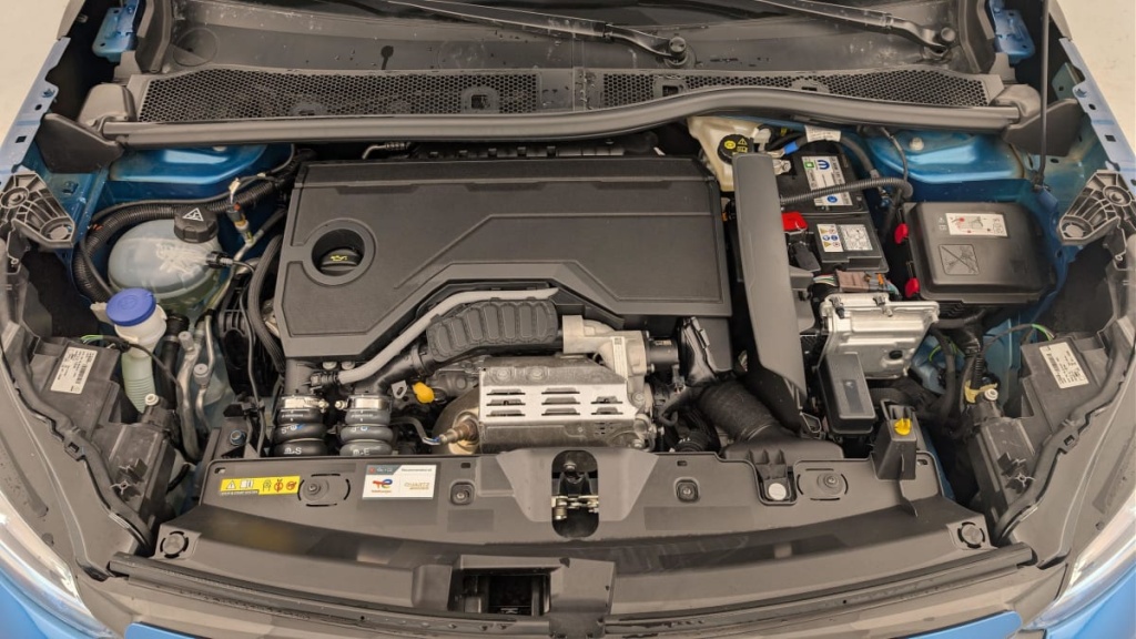 PEUGEOT 2008 Hybrid 136 e-DCS6 Allure - ref: 1-360716 - Photo 20