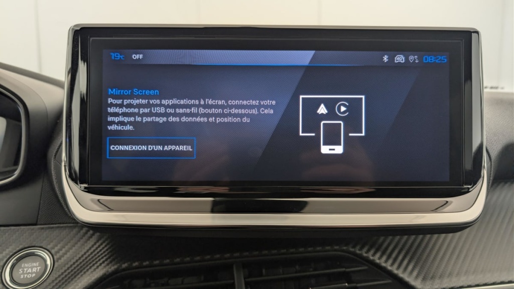 PEUGEOT 2008 Hybrid 136 e-DCS6 Allure - ref: 1-360730 - Photo 19