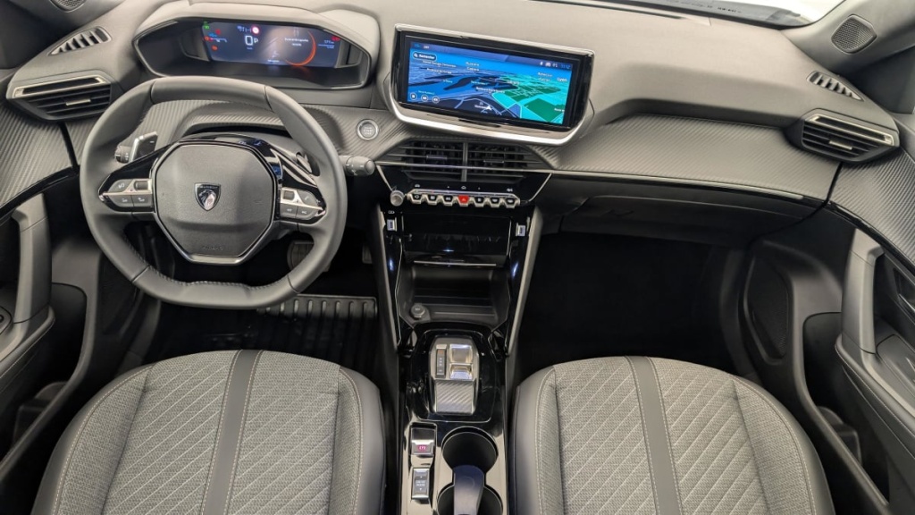 PEUGEOT 2008 Hybrid 136 e-DCS6 Allure - ref: 1-360734 - Photo 13