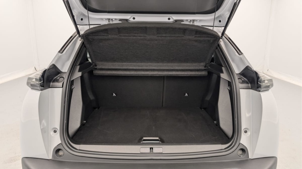 PEUGEOT 2008 Hybrid 136 e-DCS6 Allure - ref: 1-360739 - Photo 11