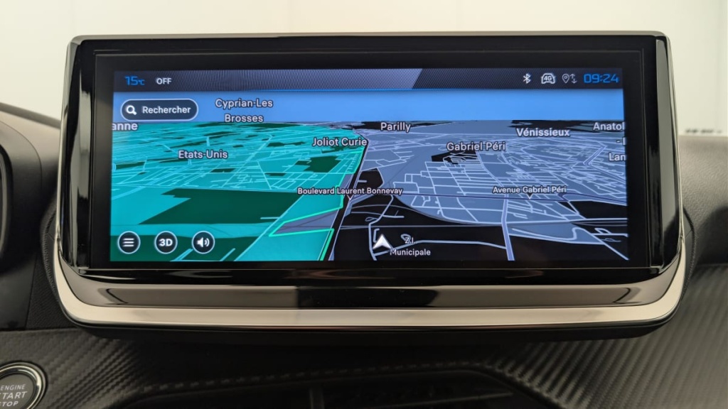 PEUGEOT 2008 Hybrid 136 e-DCS6 Allure - ref: 1-360741 - Photo 17