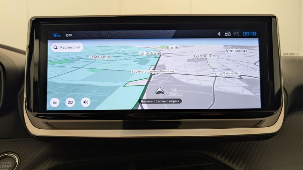 PEUGEOT 2008 Hybrid 136 e-DCS6 Allure - ref: 1-360746 - Photo 17