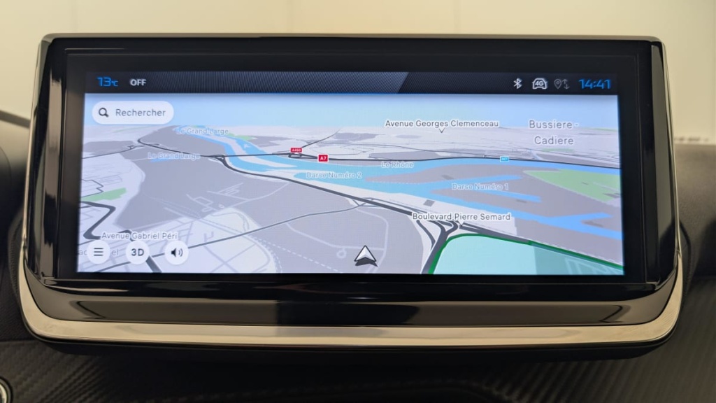 PEUGEOT 2008 Hybrid 136 e-DCS6 Allure - ref: 1-360749 - Photo 17