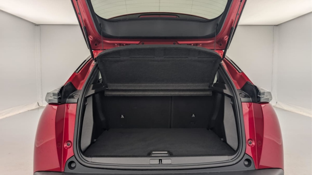 PEUGEOT 2008 Hybrid 136 e-DCS6 Allure - ref: 1-360750 - Photo 11