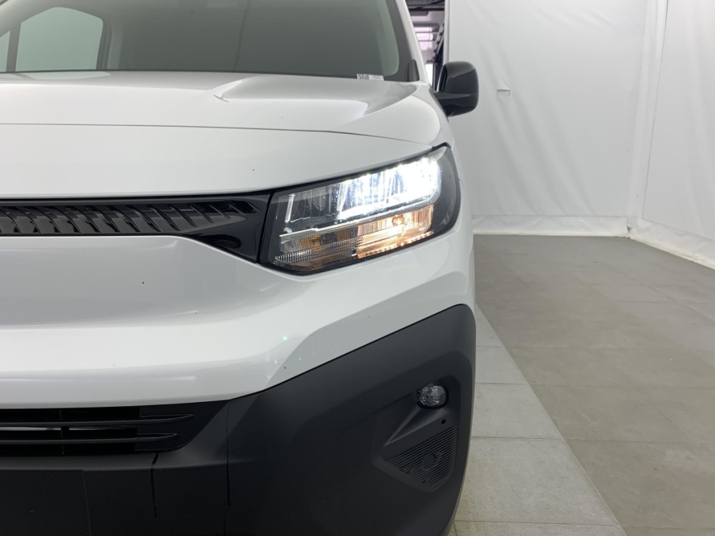 CITROEN Berlingo Van TAILLE XL 950KG BLUEHDI 130 S S EAT8 - ref: 1-360812 - Photo 18