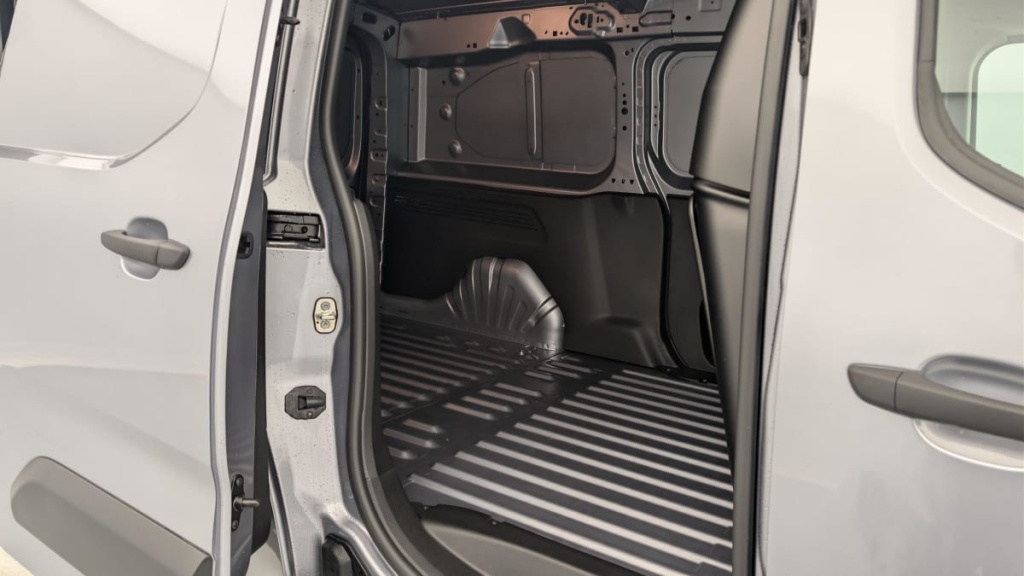 CITROEN Berlingo Van TAILLE XL 950KG BLUEHDI 130 S S EAT8 - ref: 1-360832 - Photo 10